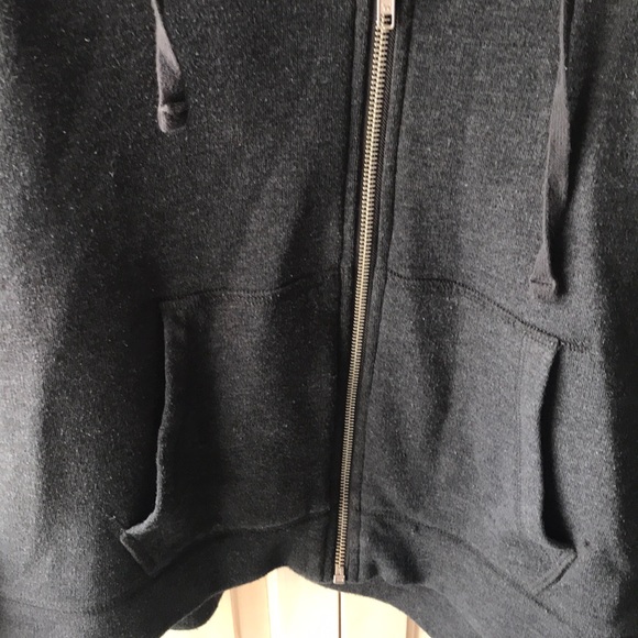 Woman’s Victoria secret pink sweatshirt size lg - Picture 3 of 8